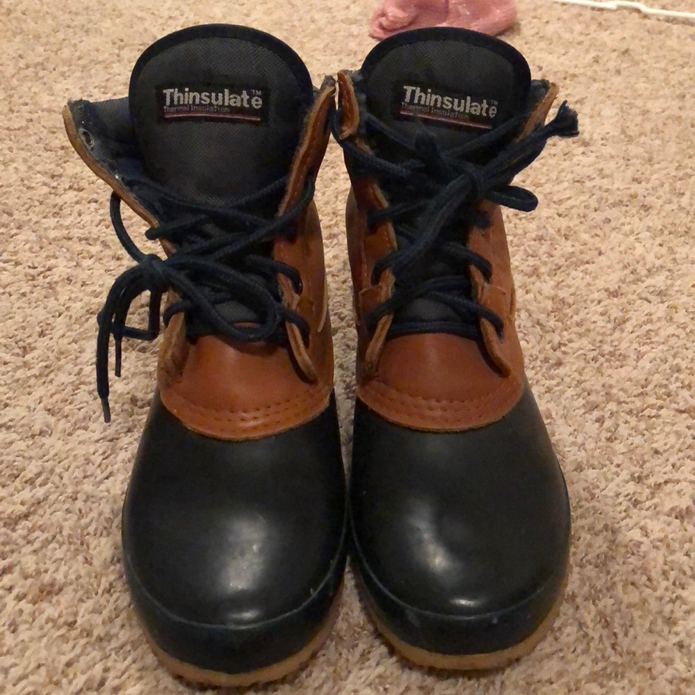 Cute rubber shoes